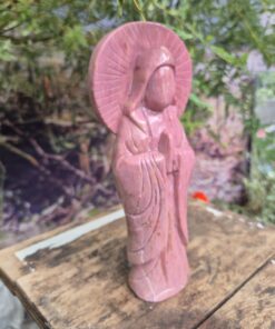 Alternative view of Roze versteend hout Maria