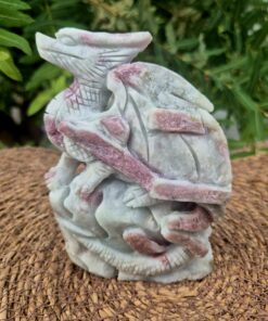 Roze toermalijn draak