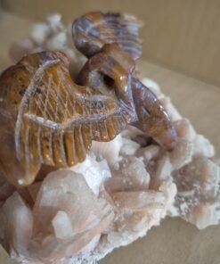 Alternative view of Agaat raven skull met vleugels