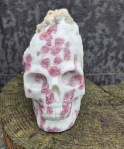 Alternative view of Walmere schedel roze toermalijn in kwarts