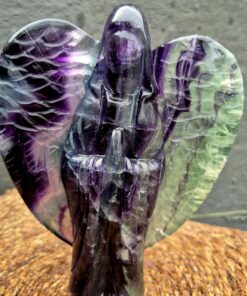 Alternative view of Paarse fluoriet engel