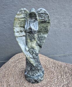 Groene spinnenweb jaspis engel