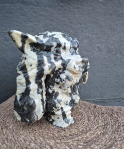 Alternative view of Jade warrior met wolfskop