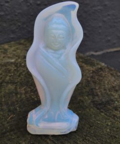 Alternative view of Opaliet Kwan yin