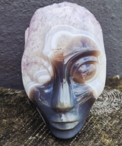 Alternative view of Agaat amethist geode Elf skull
