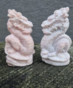 Roze opaal water draak