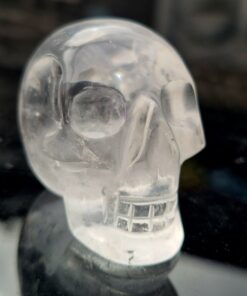Alternative view of Braziliaanse lemuurkwarts skull 22